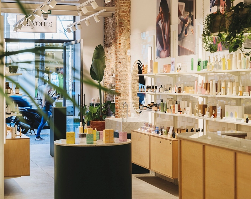 ONI Display Modern Birch Cabinet for Perfumes with Minimalist Cosmetic Display