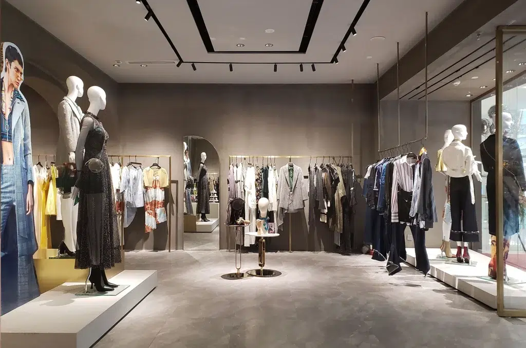 garments display racks