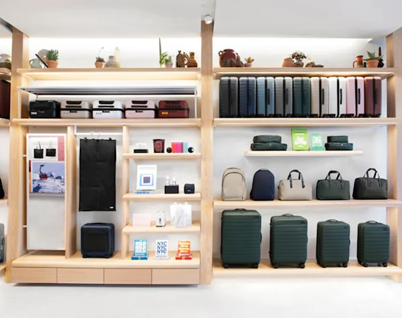 ONI Shopfitting Suitcase Shop: Natural Wood Warmth in Modern Retail Design