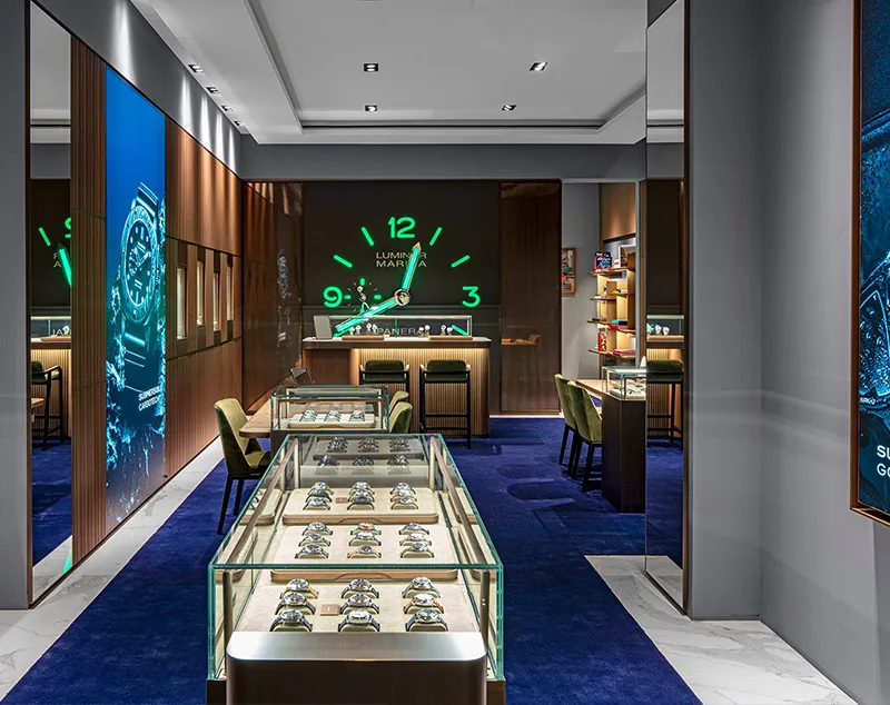 ONI Shopfitting Luxury Watch Display Cabinet Gold Accents for Boutique Stores