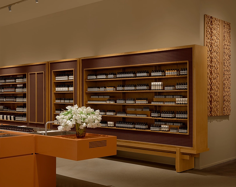 ONI Display Minimal Orange Perfume Display Stand for Modern Parfum Shops