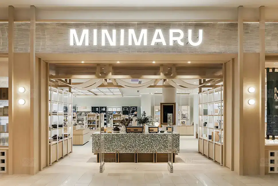 Luxury boutique shopfitting