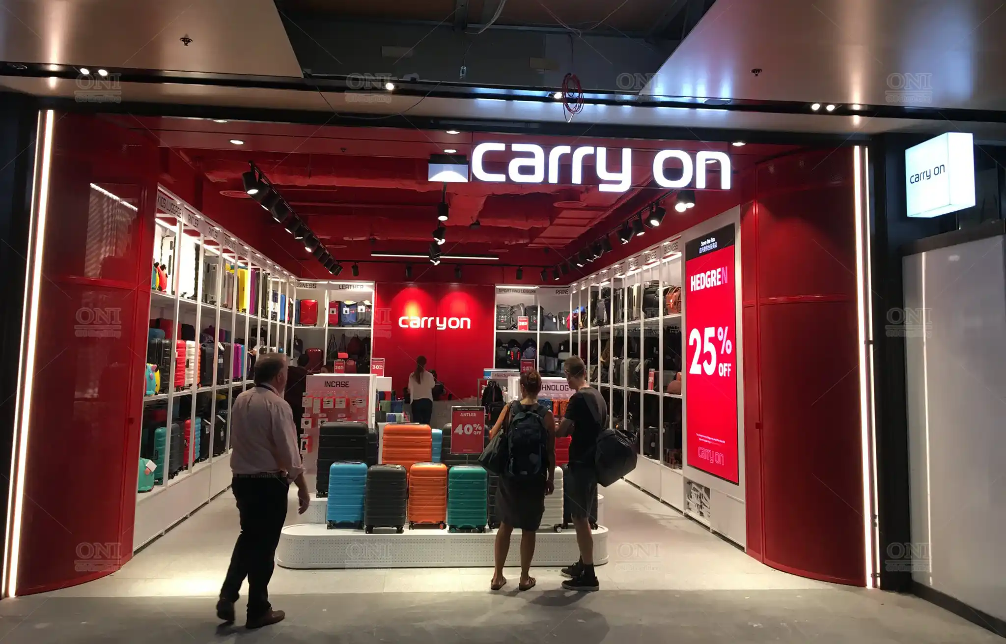 catty on bag and luggage store