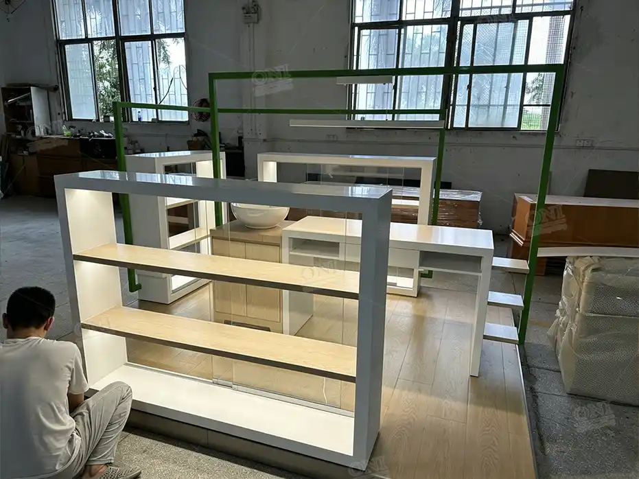 produce display manufacturer